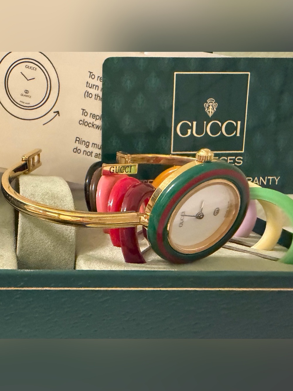 Like New~Near Mint~Auth GUCCI Bezel Bracelet Bangle Watch W/2 Boxes